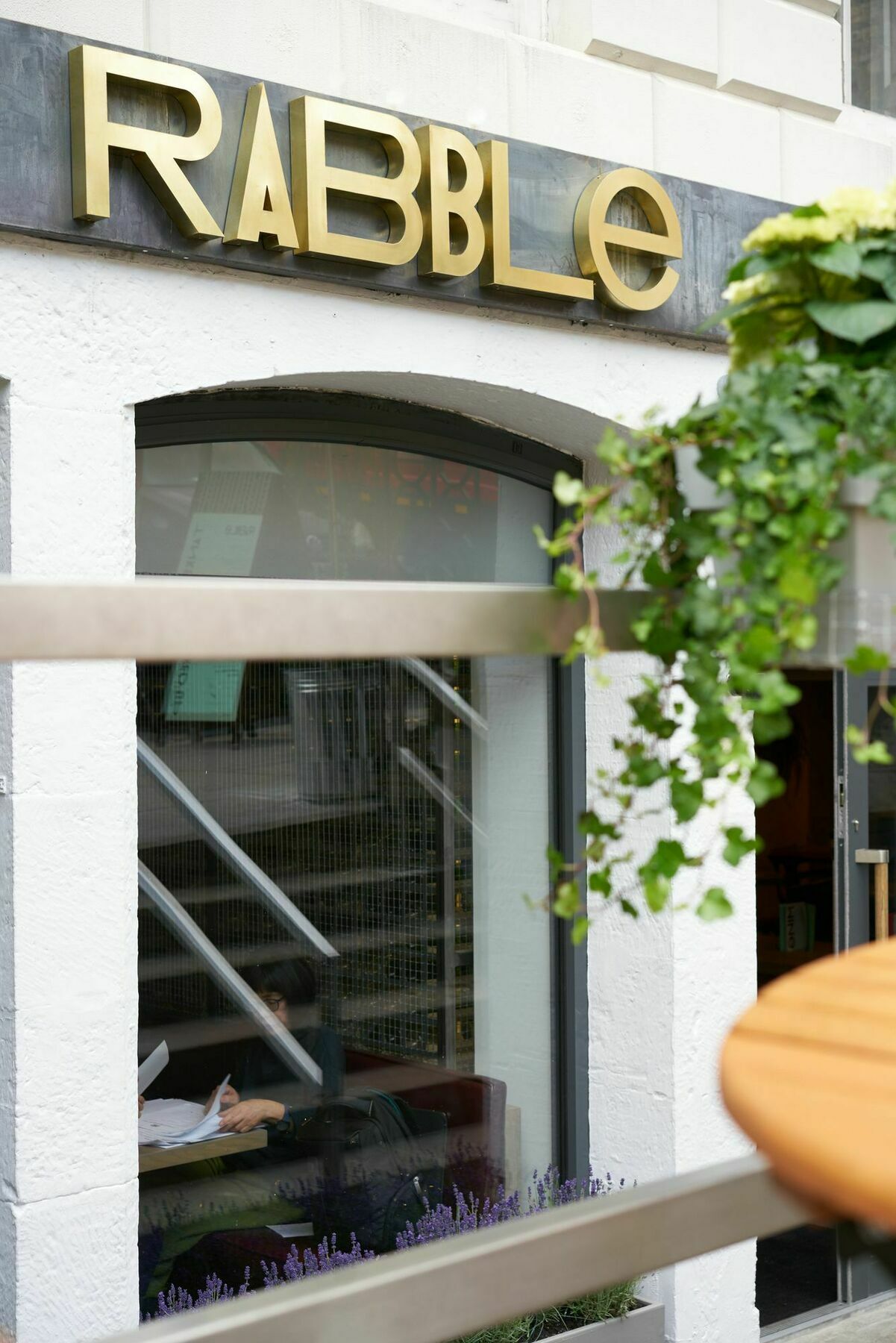 Rabble Отель